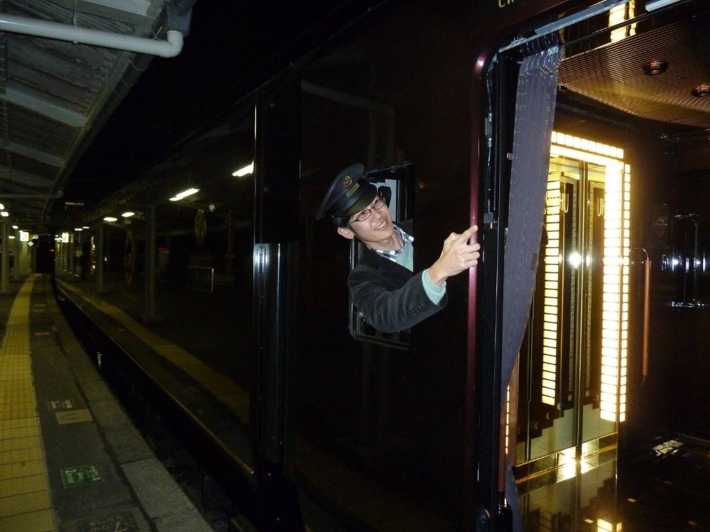 寝台列車ぷろろ号